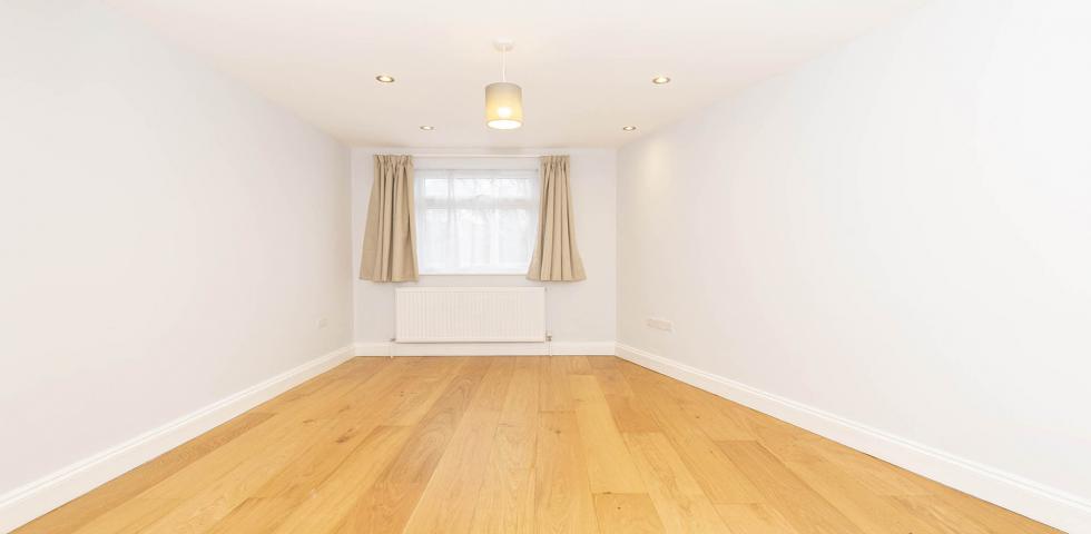 Modern House Caddington Road, Cricklewood